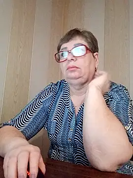 Lee Nell online show from 6, 2, 2025