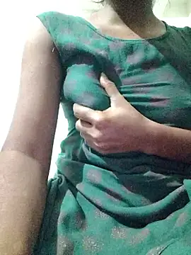 rituporna2004 online show from 13, 1, 2026