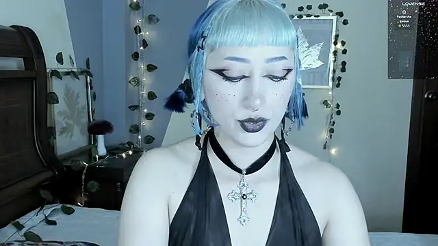 Snapshot of BlueBerry____ chatting on 10, 9, 2025 BlueBerry online show from 10, 9, 2025