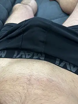 Snapshot of myleonss chatting on 18, 12, 2025 myleonss online show from 18, 12, 2025