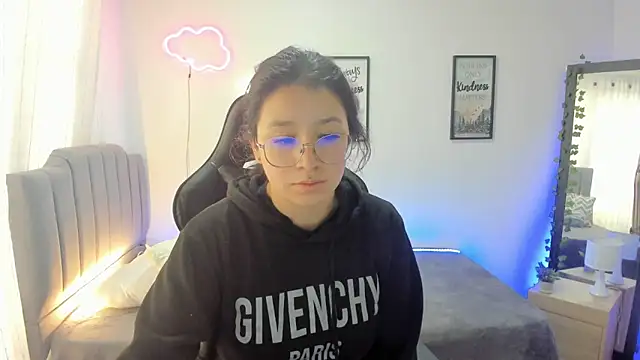 Amy joones online show from 30, 1, 2025