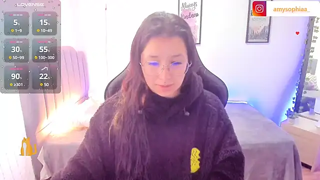 Amy joones online show from 1, 2, 2025