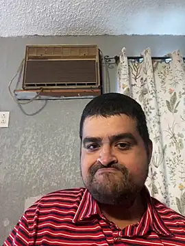 Snapshot of Miguel16i chatting on 4, 2, 2025 Miguel16i online show from 4, 2, 2025