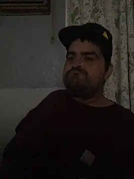 Snapshot of Miguel16i chatting on 9, 3, 2025 Miguel16i online show from 9, 3, 2025