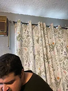 Snapshot of Miguel16i chatting on 12, 3, 2025 Miguel16i online show from 12, 3, 2025