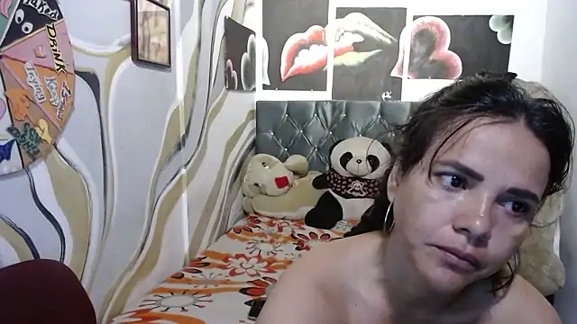 Snapshot of manzanahot9 chatting on 1, 2, 2026 manzanahot9 online show from 1, 2, 2026