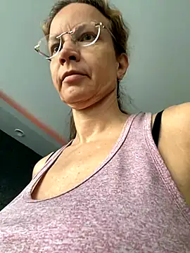 AnnikaRose online show from 23, 9, 2025