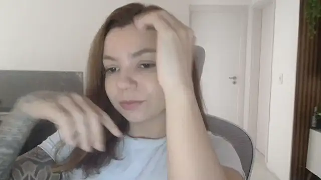 Snapshot of HotRuiva chatting on 25, 9, 2025 HotRuiva online show from 25, 9, 2025