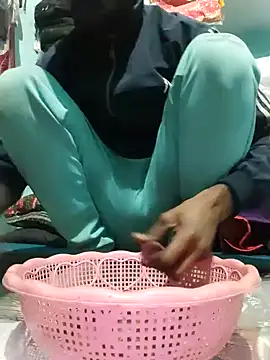 Snapshot of sexyshivamhot chatting on 23, 12, 2024 sexyshivamhot online show from 23, 12, 2024