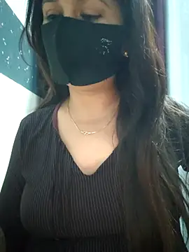 Aishwaryaa 69 online show from 4, 3, 2025