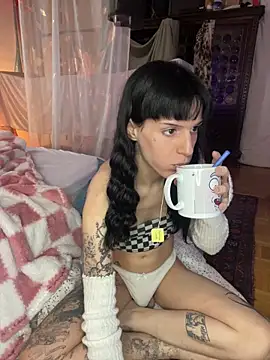 giuli zerozero online show from 28, 10, 2025