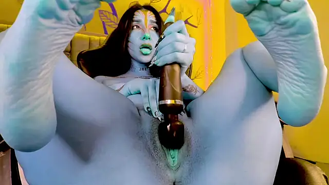 Leiaa  online show from 28, 12, 2024