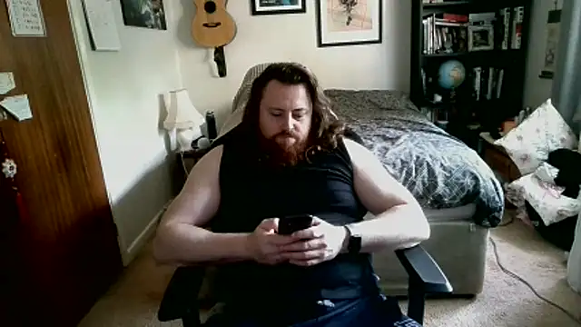 Hairy Guy30 online show from 17, 5, 2026