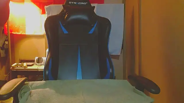 Snapshot of cosmicjones chatting on 18, 2, 2025 cosmicjones online show from 18, 2, 2025