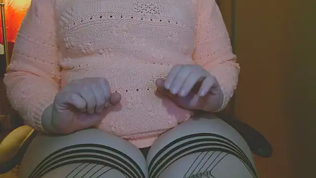 Snapshot of cosmicjones chatting on 21, 3, 2025 cosmicjones online show from 21, 3, 2025