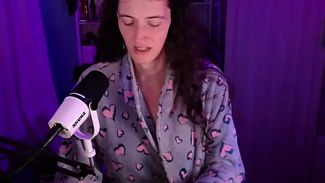 MemiKouki online show from 30, 11, 2025