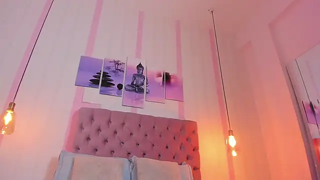 Sophia turneer online show from 11, 2, 2025