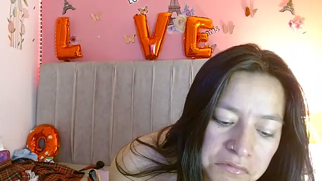 Snapshot of monickhot303av chatting on 28, 2, 2025 monickhot303av online show from 28, 2, 2025