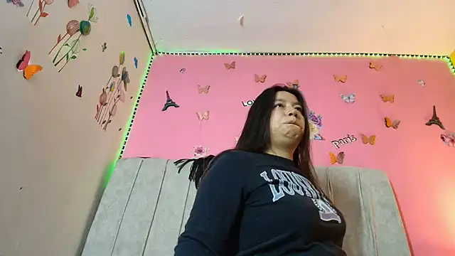 Snapshot of monickhot303av chatting on 21, 3, 2025 monickhot303av online show from 21, 3, 2025