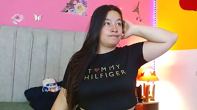 Snapshot of monickhot303av chatting on 26, 9, 2025 monickhot303av online show from 26, 9, 2025