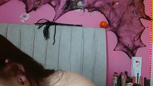 Snapshot of monickhot303av chatting on 20, 10, 2025 monickhot303av online show from 20, 10, 2025