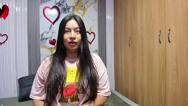 Snapshot of monickhot303av chatting on 15, 2, 2026 monickhot303av online show from 15, 2, 2026