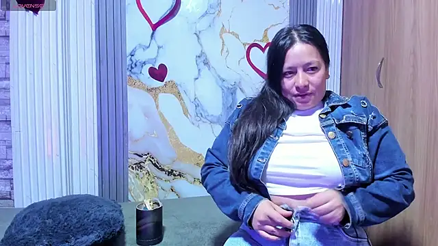 Snapshot of monickhot303av chatting on 20, 2, 2026 monickhot303av online show from 20, 2, 2026