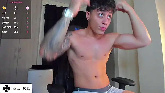 Snapshot of _joansoto chatting on 4, 12, 2024  joansoto online show from 4, 12, 2024