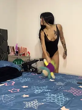 Snapshot of Abusive_cousin chatting on 9, 2, 2025 Abusive cousin online show from 9, 2, 2025