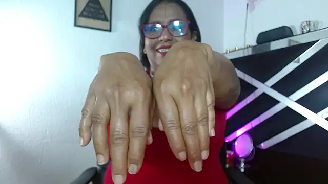 Snapshot of elizabeth_mature23 chatting on 3, 5, 2026 elizabeth mature23 online show from 3, 5, 2026