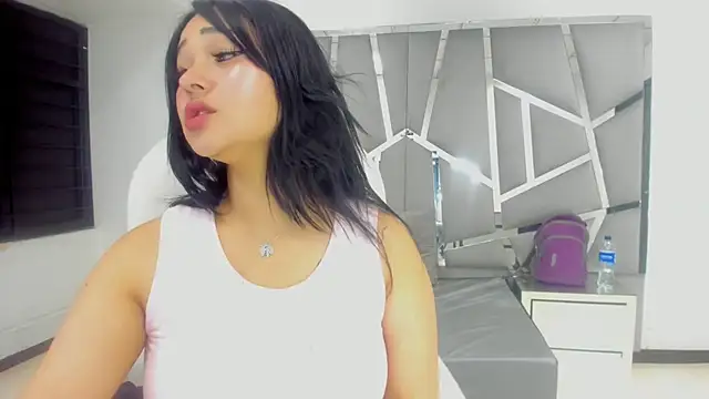 Catherinee69 x online show from 11, 1, 2025