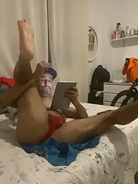 Snapshot of Ney-sp chatting on 8, 10, 2025 Ney-sp online show from 8, 10, 2025