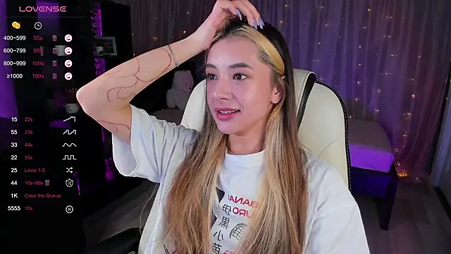 DarlaLike online show from 1, 3, 2025