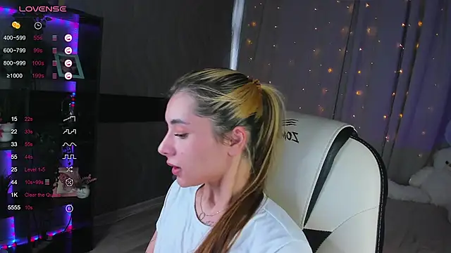 DarlaLike online show from 23, 3, 2025