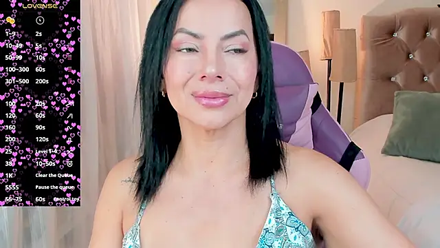 veronika naughty online show from 23, 9, 2025