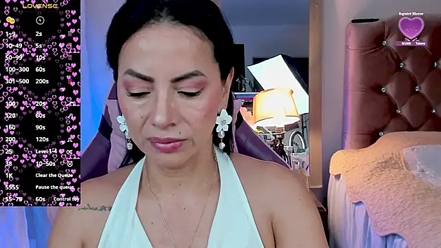 veronika naughty online show from 11, 10, 2025