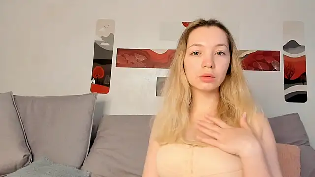 MiaThaine online show from 2, 6, 2026