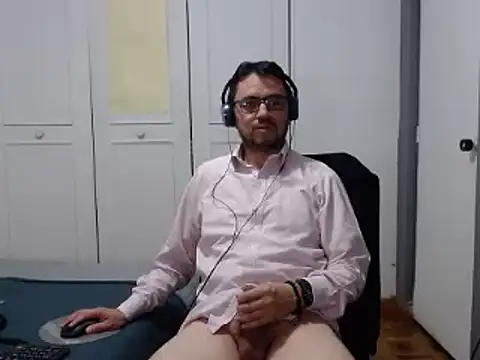 Diptongo online show from 2, 12, 2024