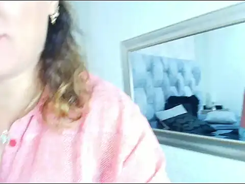 charlotte  G online show from 22, 9, 2025