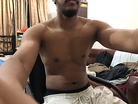 Snapshot of Zeuhorny chatting on 19, 10, 2025 Zeuhorny online show from 19, 10, 2025