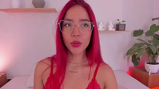 Scarlett Morgan  online show from 7, 3, 2025