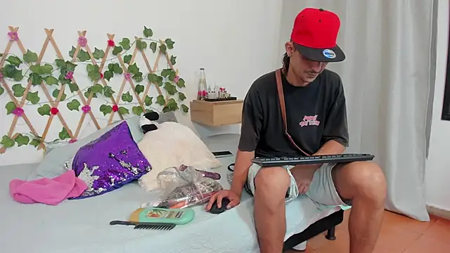 Zamu 1992 online show from 11, 3, 2025