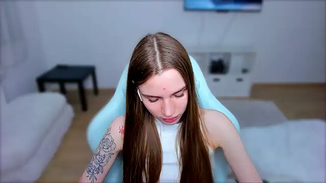 StellaLawless online show from 16, 3, 2025