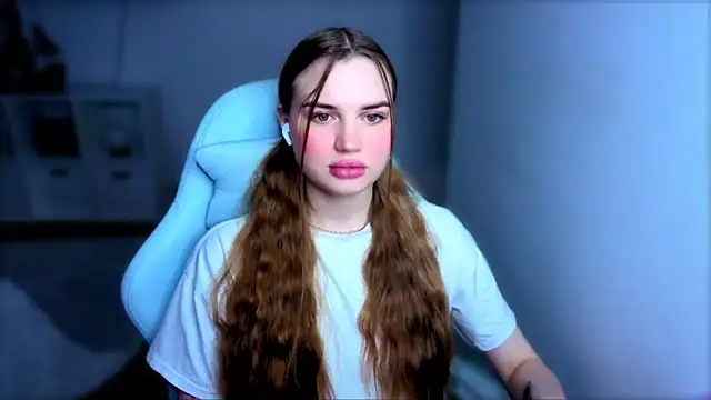 StellaLawless online show from 24, 11, 2025