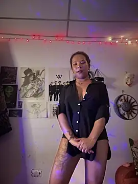 Snapshot of Kimber_666 chatting on 2, 3, 2025 Kimber 666 online show from 2, 3, 2025