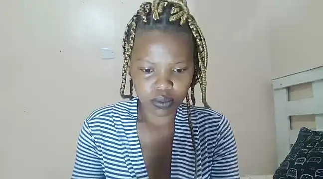 Snapshot of tropicalesen chatting on 10, 3, 2025 tropicalesen online show from 10, 3, 2025