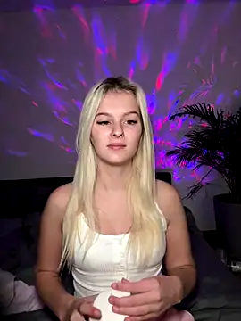 Allylove03 online show from 5, 12, 2024