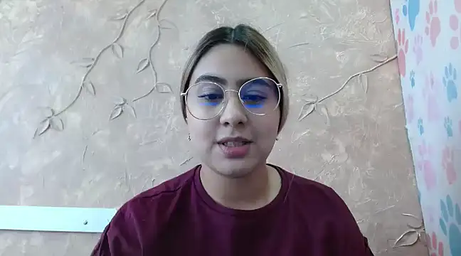 Miabonnett  online show from 28, 2, 2025