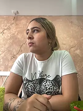 Miabonnett  online show from 20, 3, 2025