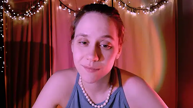 Snapshot of Malinax chatting on 5, 12, 2024 Malinax online show from 5, 12, 2024